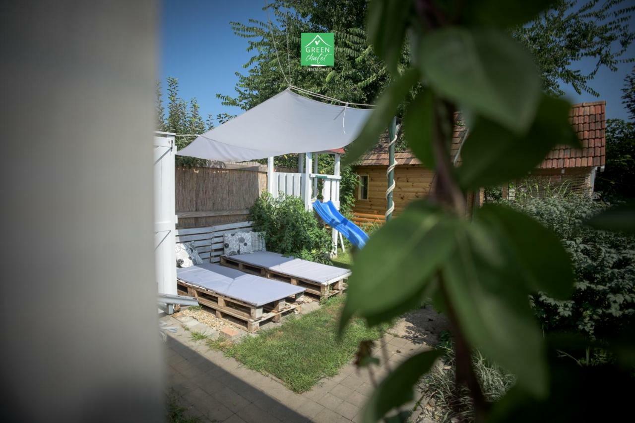 Green Chalet Hotel Veresegyház Eksteriør billede